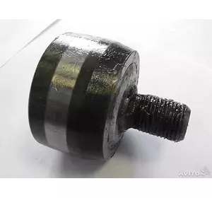 Ходова котка Famarol 8245-511-005-298 на прес-підбирач Ходова котка Famarol 8245-511-005-298 на прес-підбирач