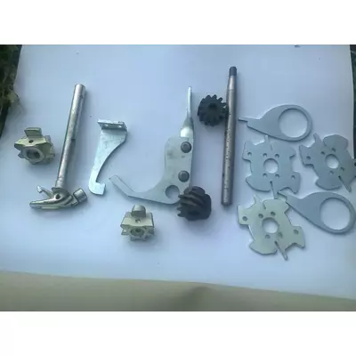 Запчастини прес-підбірник International International 430