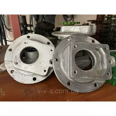 Кришка корпусу редуктора Fortschritt Е-302, Е-303